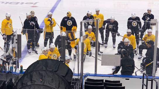 Practice report: Signs point to Guentzel returning soon taken in Sunrise, Fla. (Penguins)